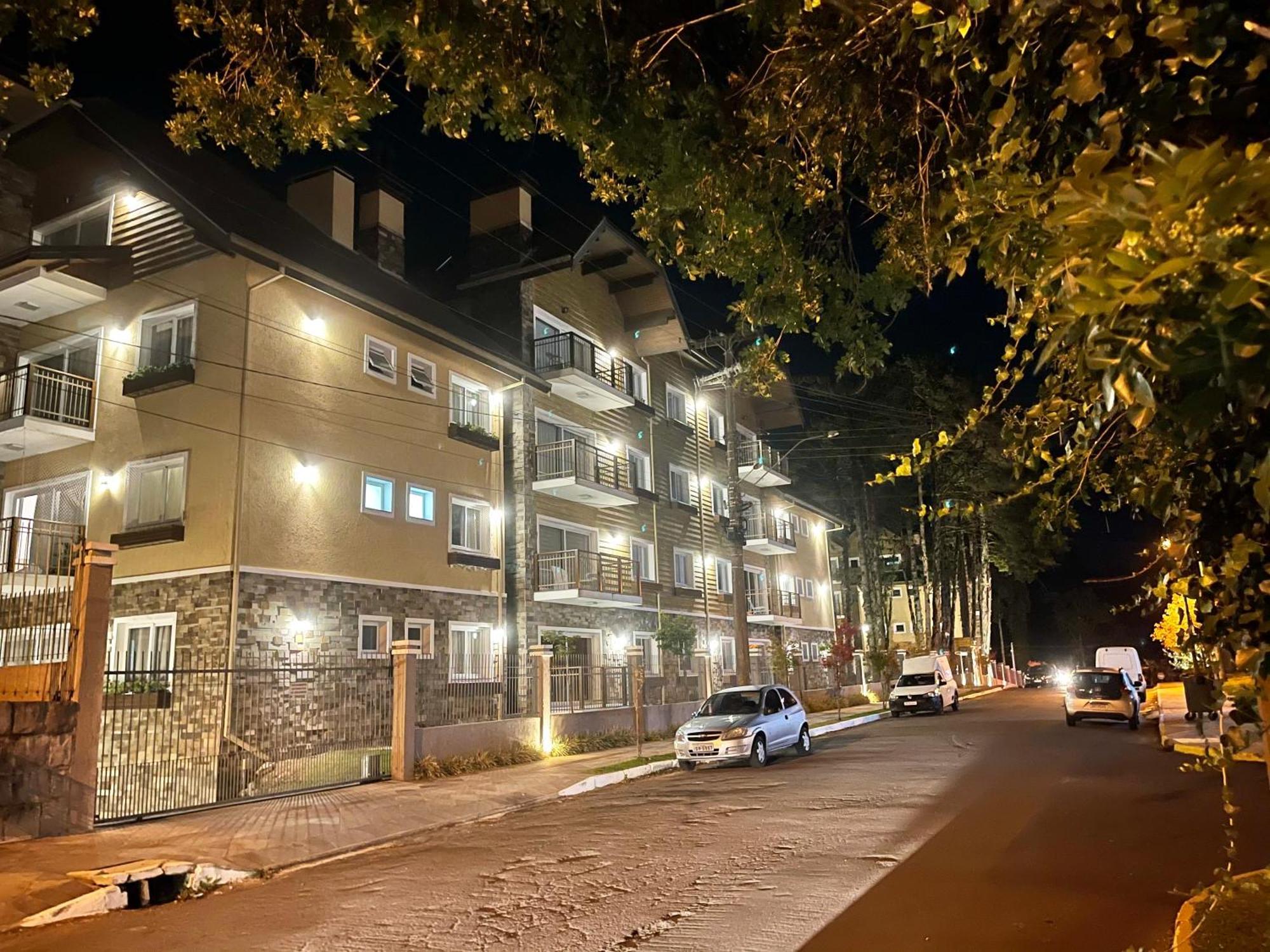 Апартаменты Apartamento De Luxo Casa De Pedra Грамаду Экстерьер фото